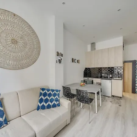 133 Charly - Superb In Paris. Appartement *